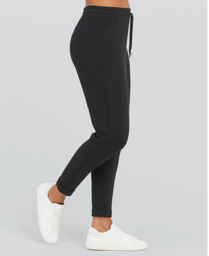 Spanx Airessentials Tapered Pant - Black - Gabrielle's Biloxi