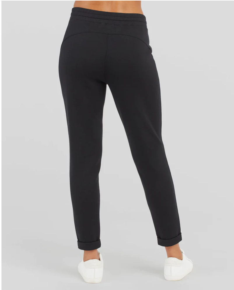 Spanx Airessentials Tapered Pant - Black - Gabrielle's Biloxi